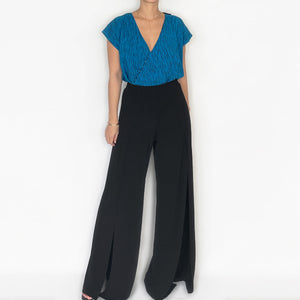Sample Sale : Infinity Top in Black/Aqua