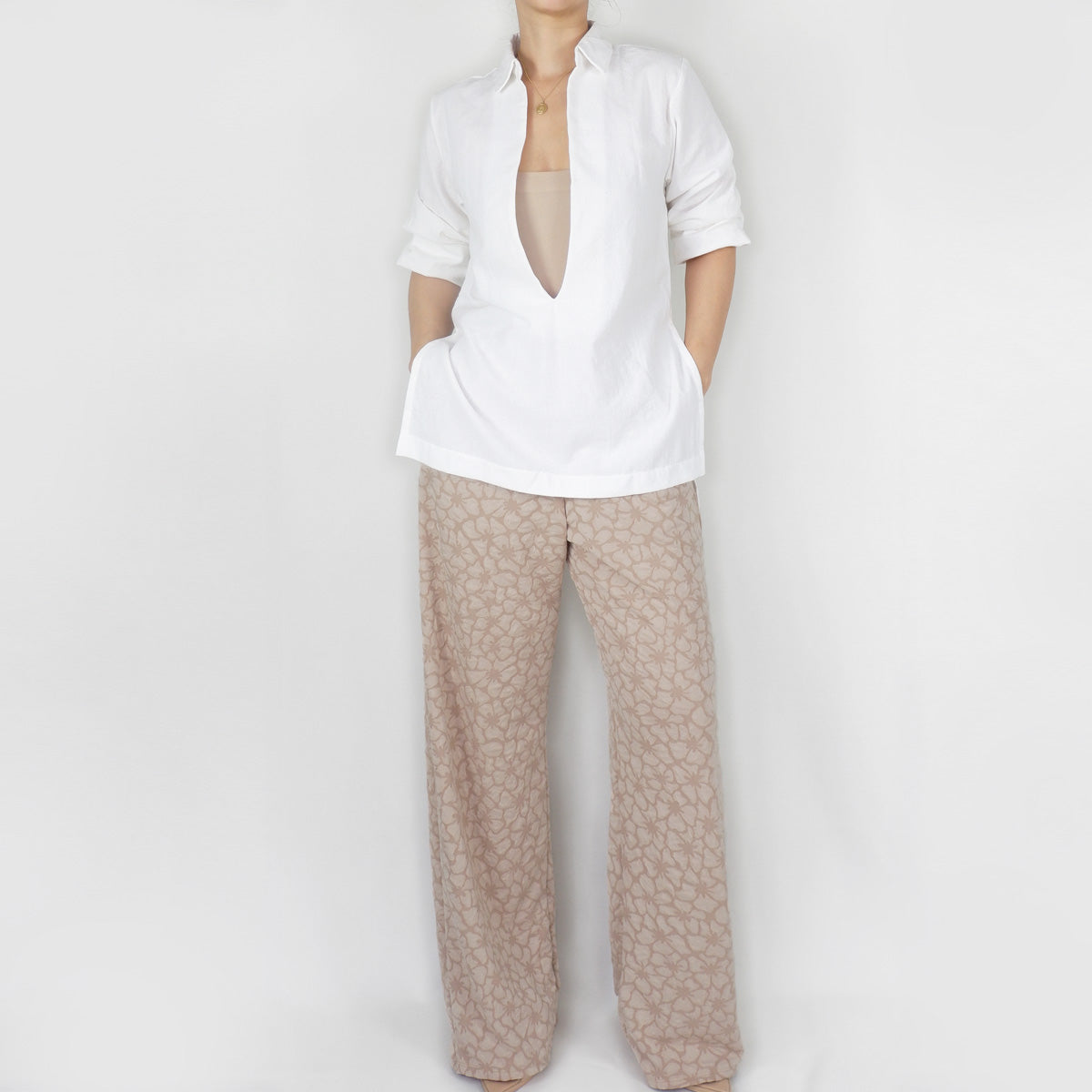 Base Pants in Taupe Textured